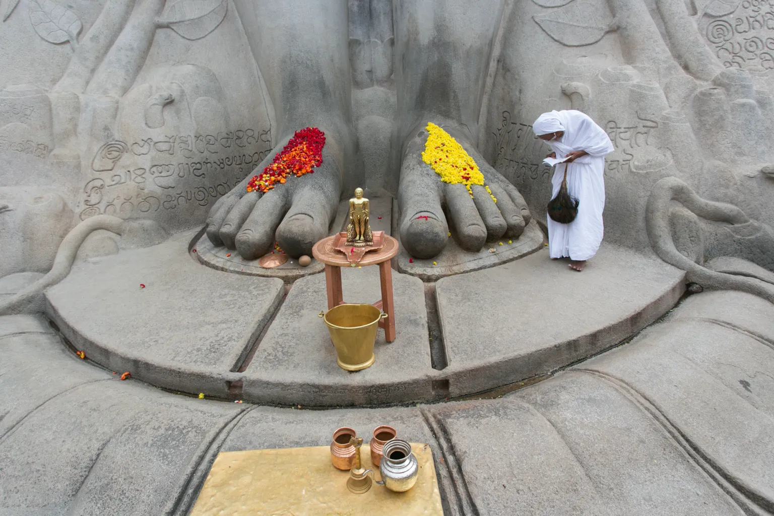 Gommateshwara statue relief 7